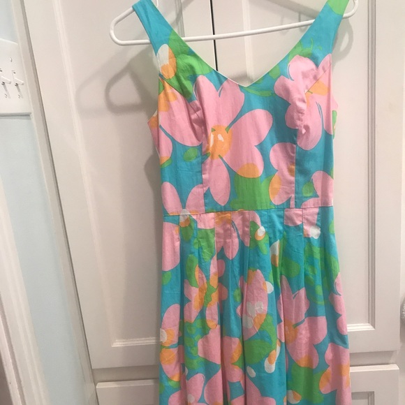 Lilly Pulitzer Dresses & Skirts - Lily pulitzer A-line dress!